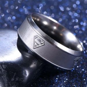 Superman Logo 8MM Men’s Titanium Band Ring